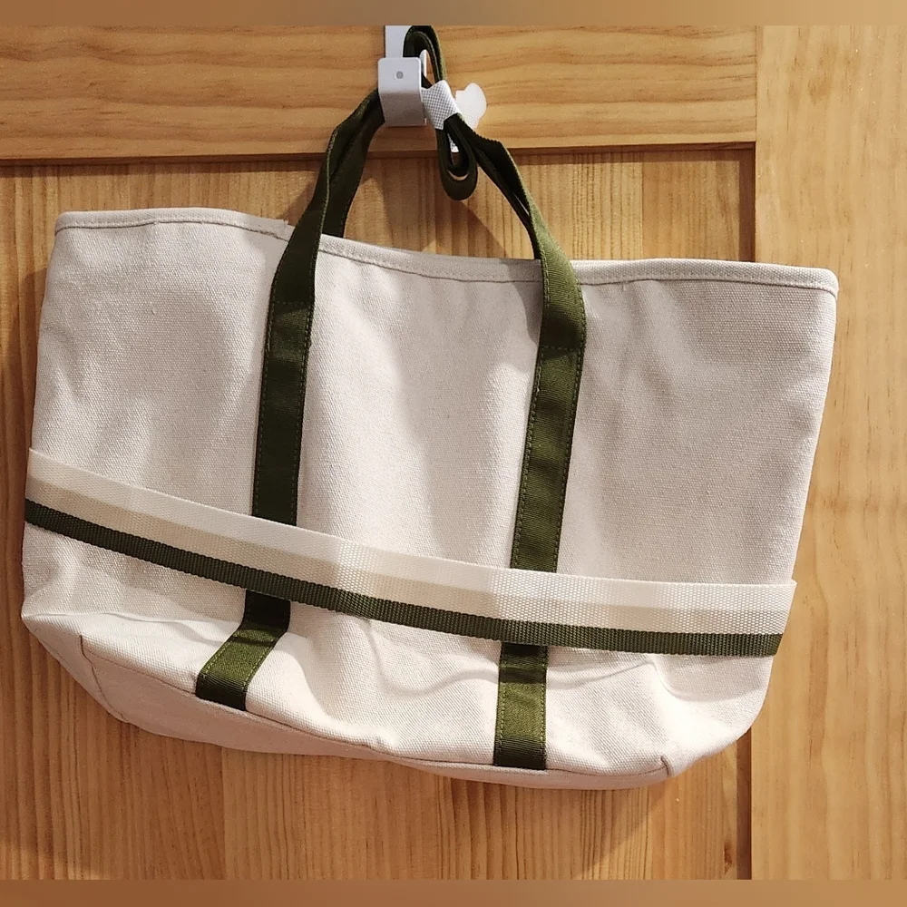 DSW Stylish Ivory/Cream Tote Bag with Olive Straps